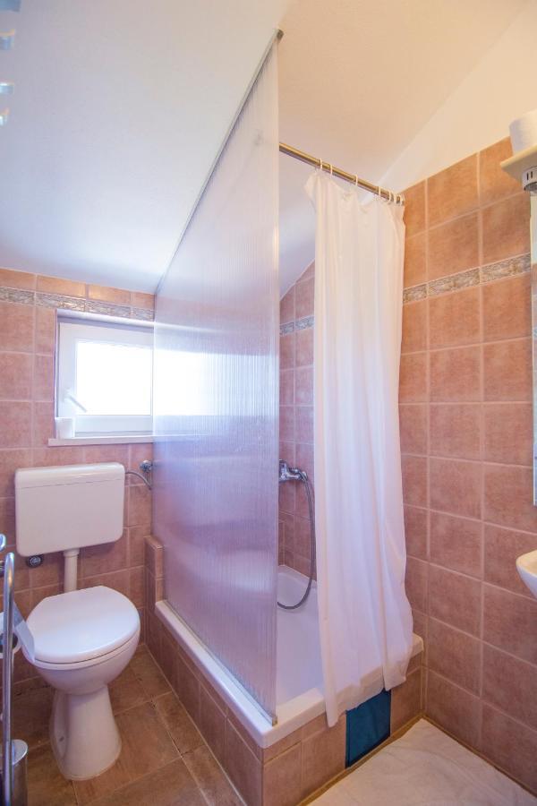 Villa Tereza Splitska Dış mekan fotoğraf