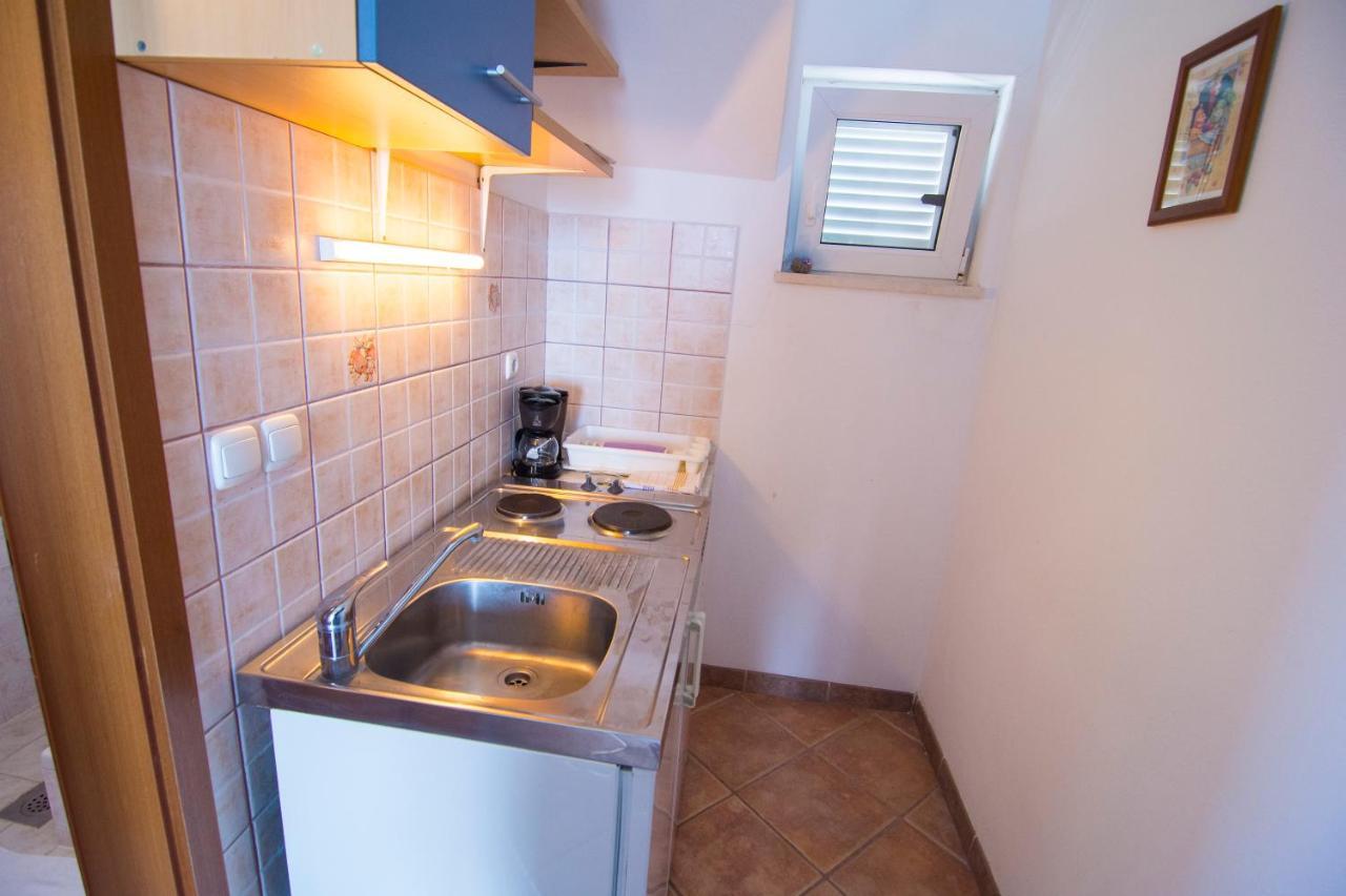 Villa Tereza Splitska Dış mekan fotoğraf