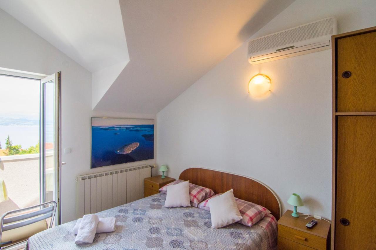 Villa Tereza Splitska Dış mekan fotoğraf