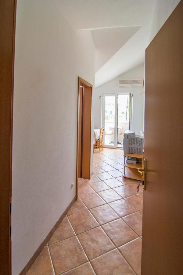 Villa Tereza Splitska Dış mekan fotoğraf
