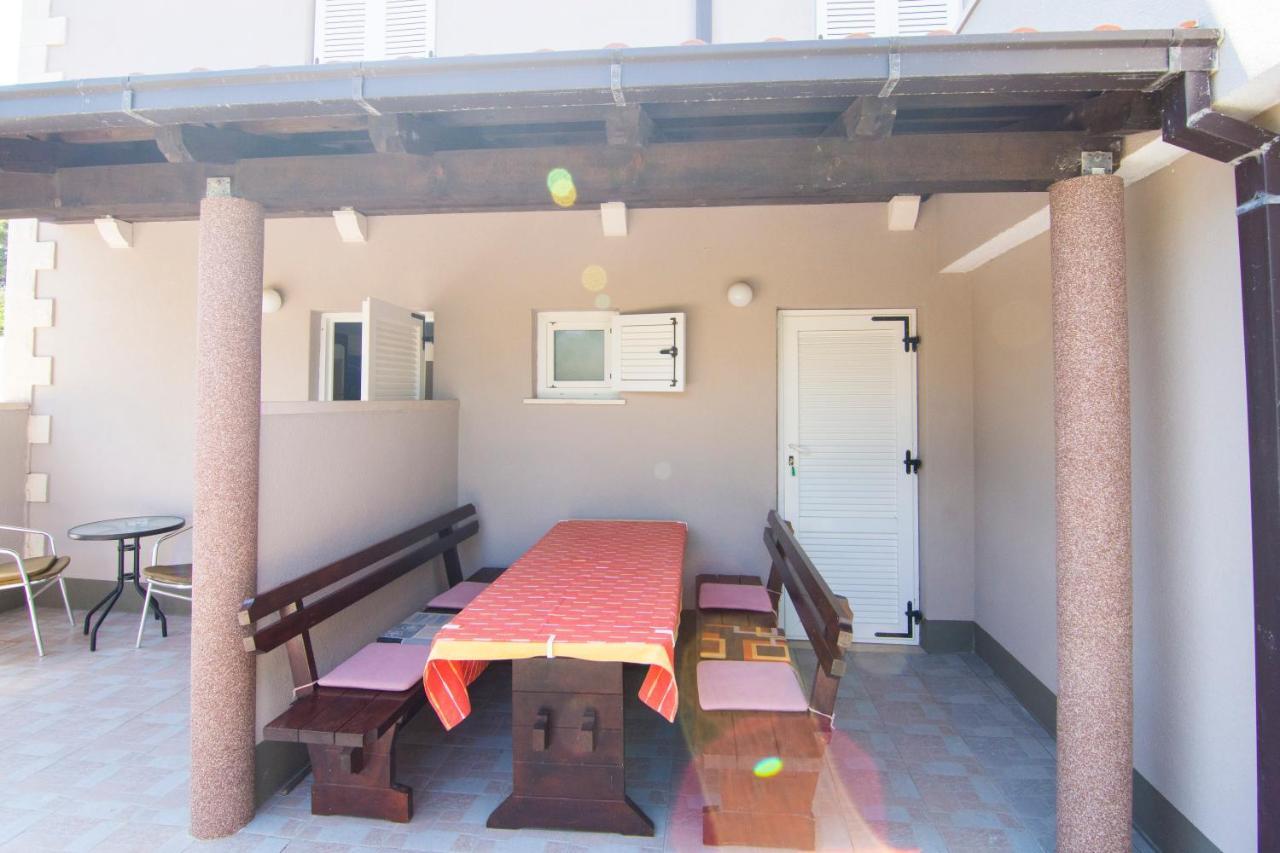 Villa Tereza Splitska Dış mekan fotoğraf