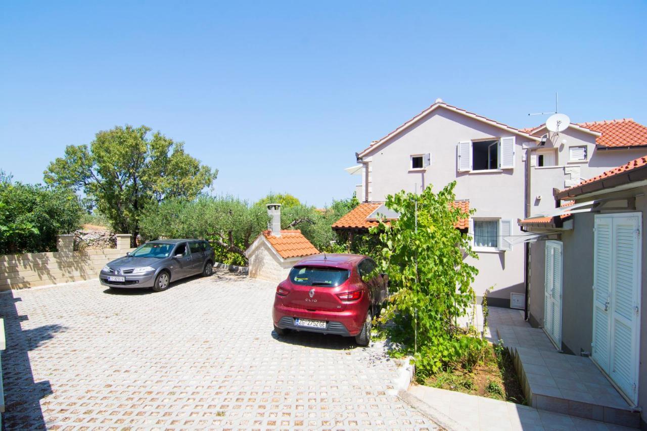 Villa Tereza Splitska Dış mekan fotoğraf